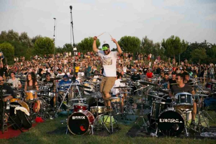 rockin 1000 i rockin 1000 sono la band più grande del mondo