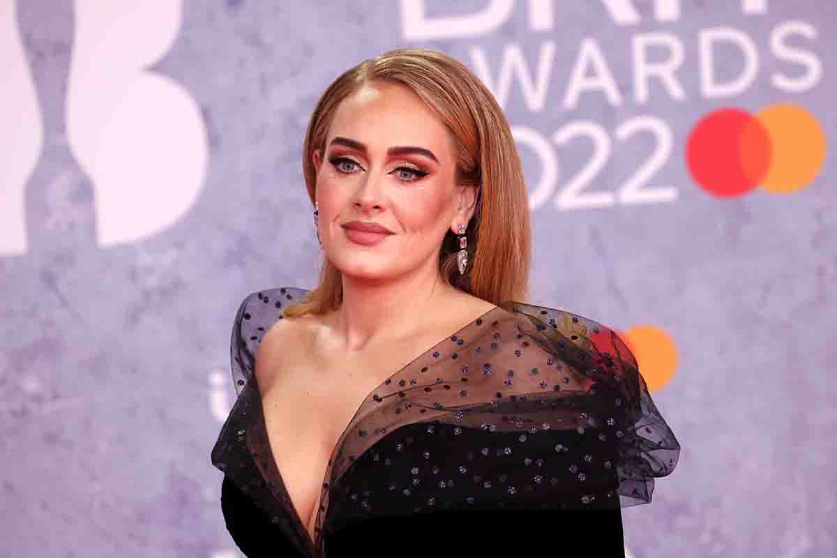 Adele, in attesa di un tour mondiale dal 2017