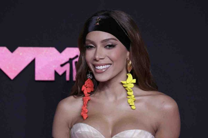 Anitta sul red carpet degli MTV Video Music Awards
