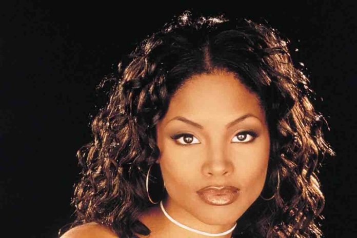 Irish Grimstead, cantante delle 702, aveva 43 anni