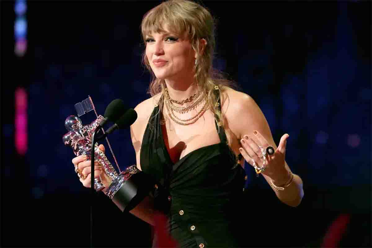Taylor Swift, nove statuette su undici ai Video Music Award