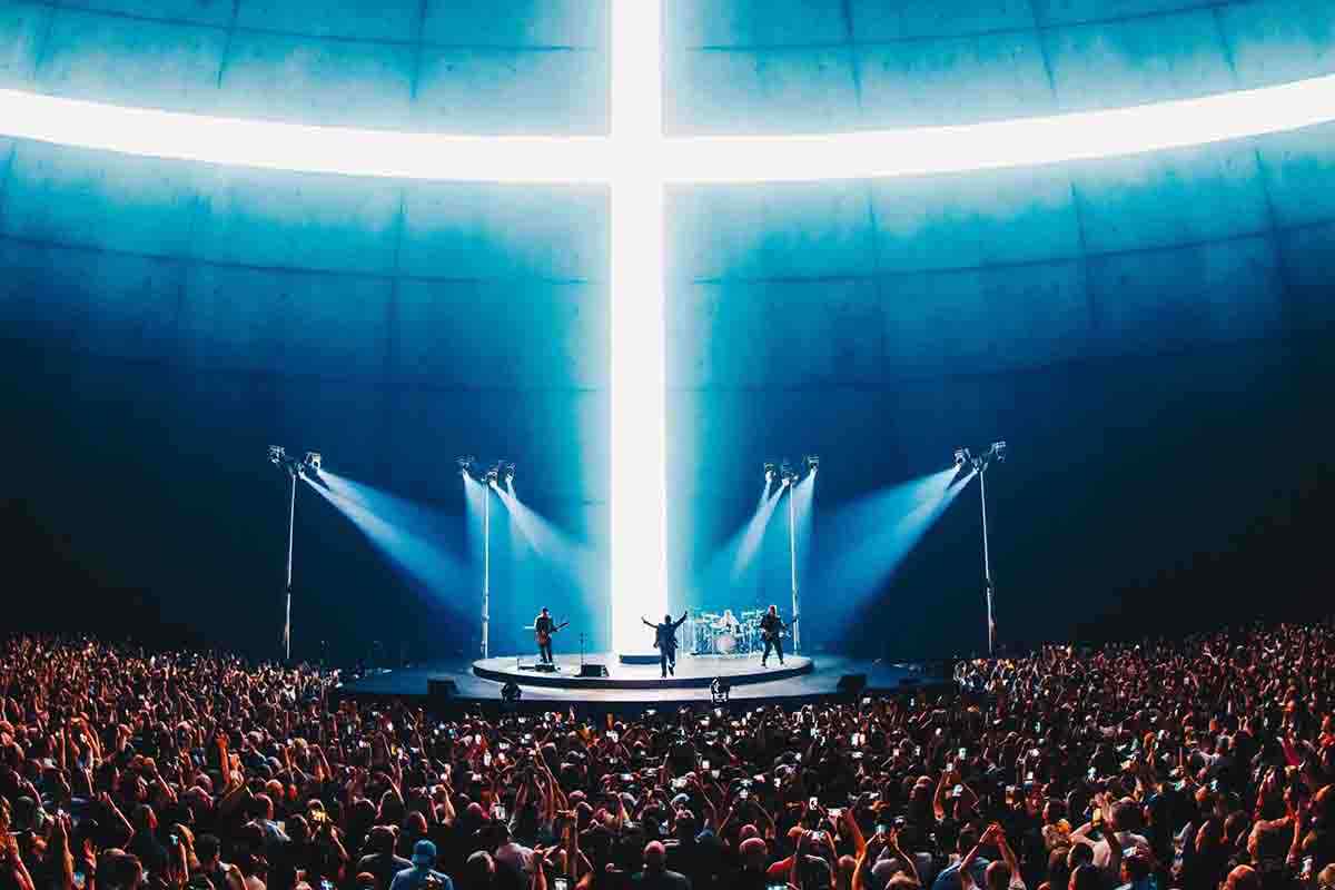 Gli U2 sull'avveniristico palco allestito allo Sphere di Las Vegas