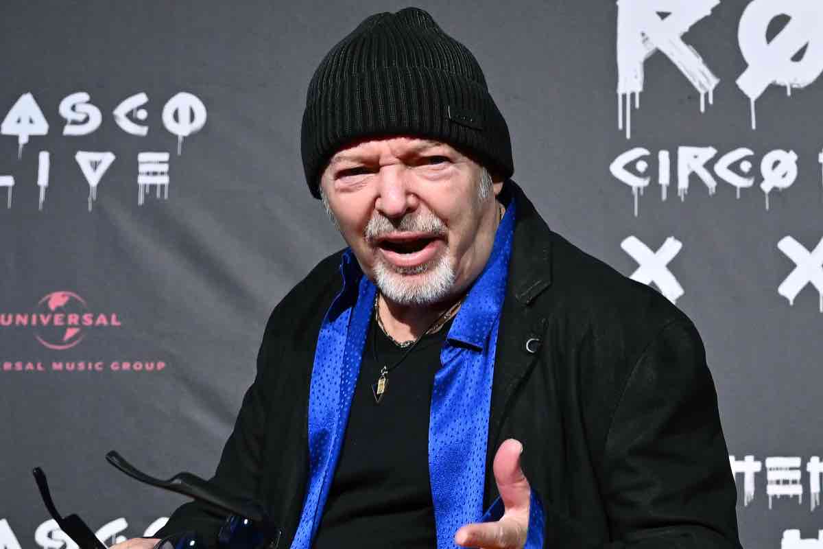 Vasco Rossi dedica laura