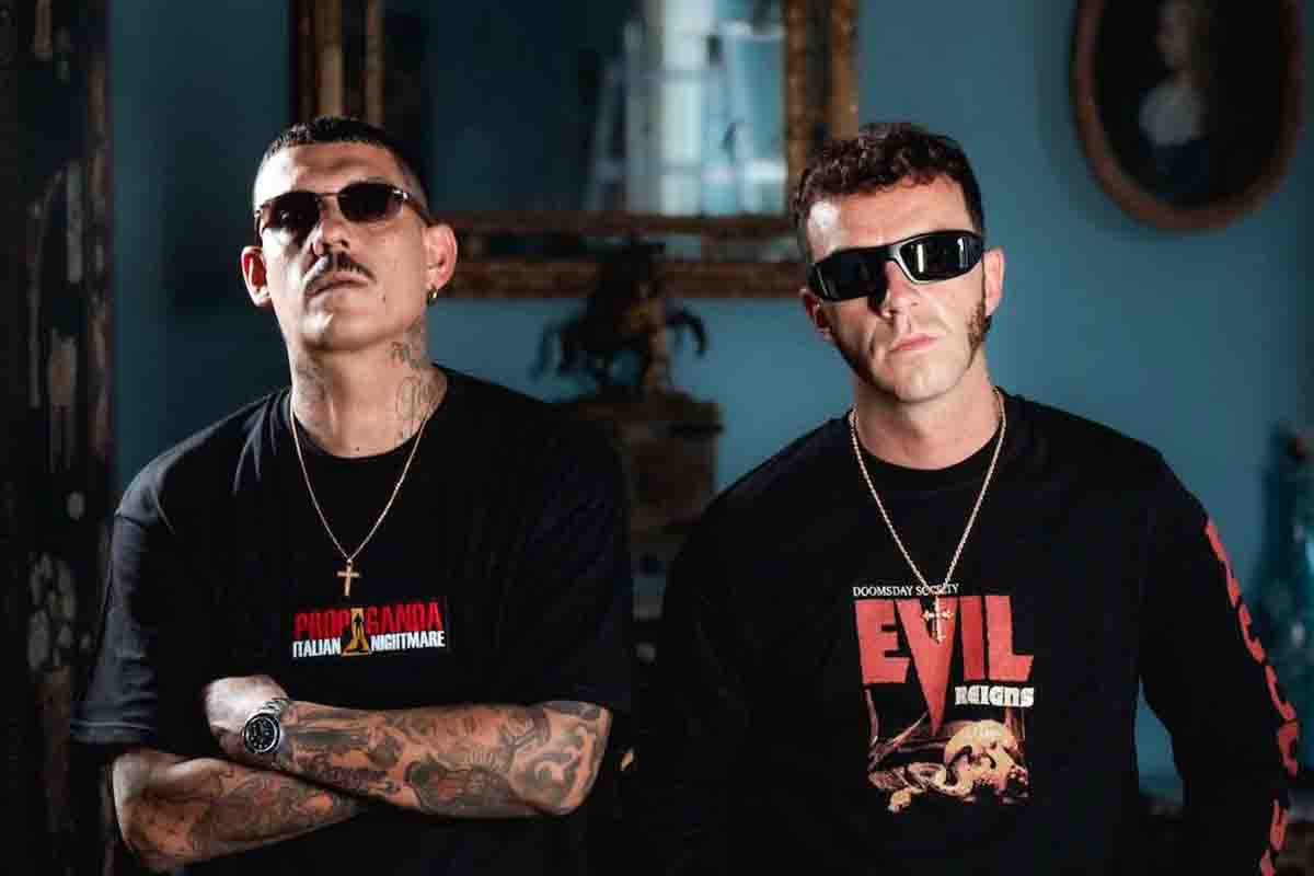 Salmo, a sinistra, con Noyz Narcos, primi in classifica in album e vinili