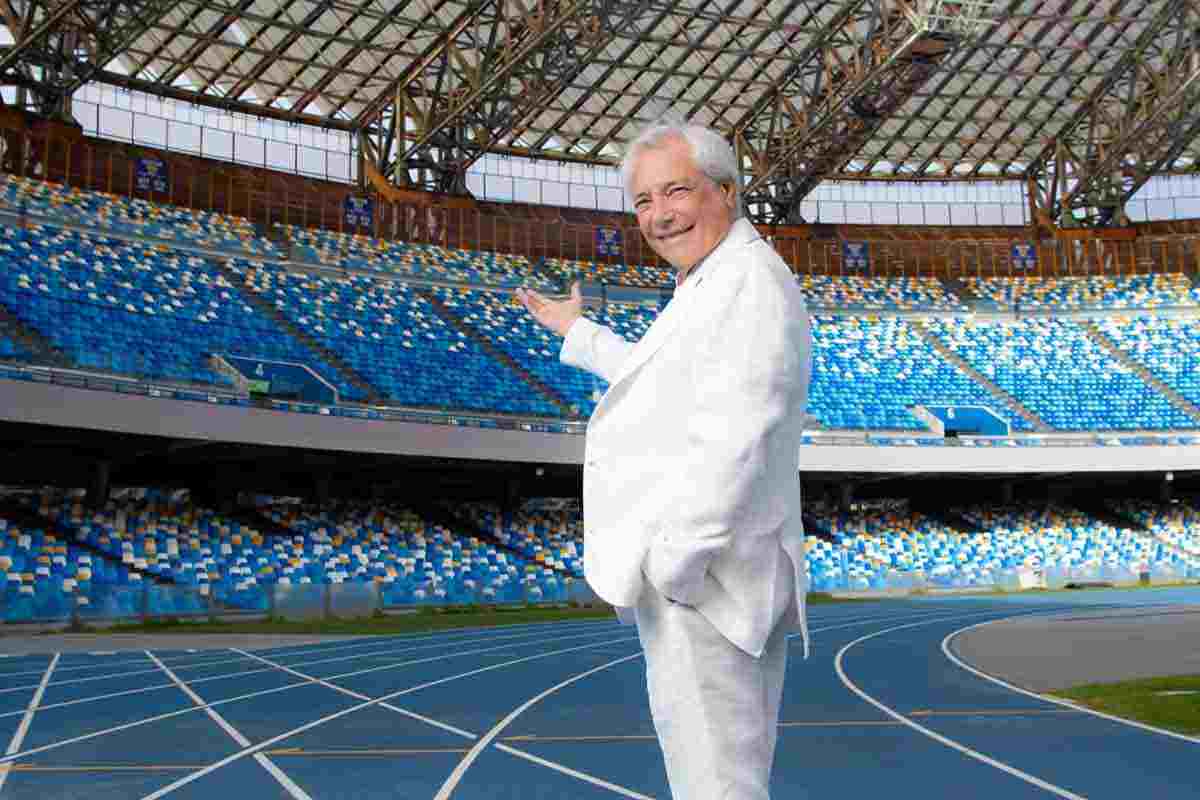 Nino davanti alla Curva B dove andava da ragazzino