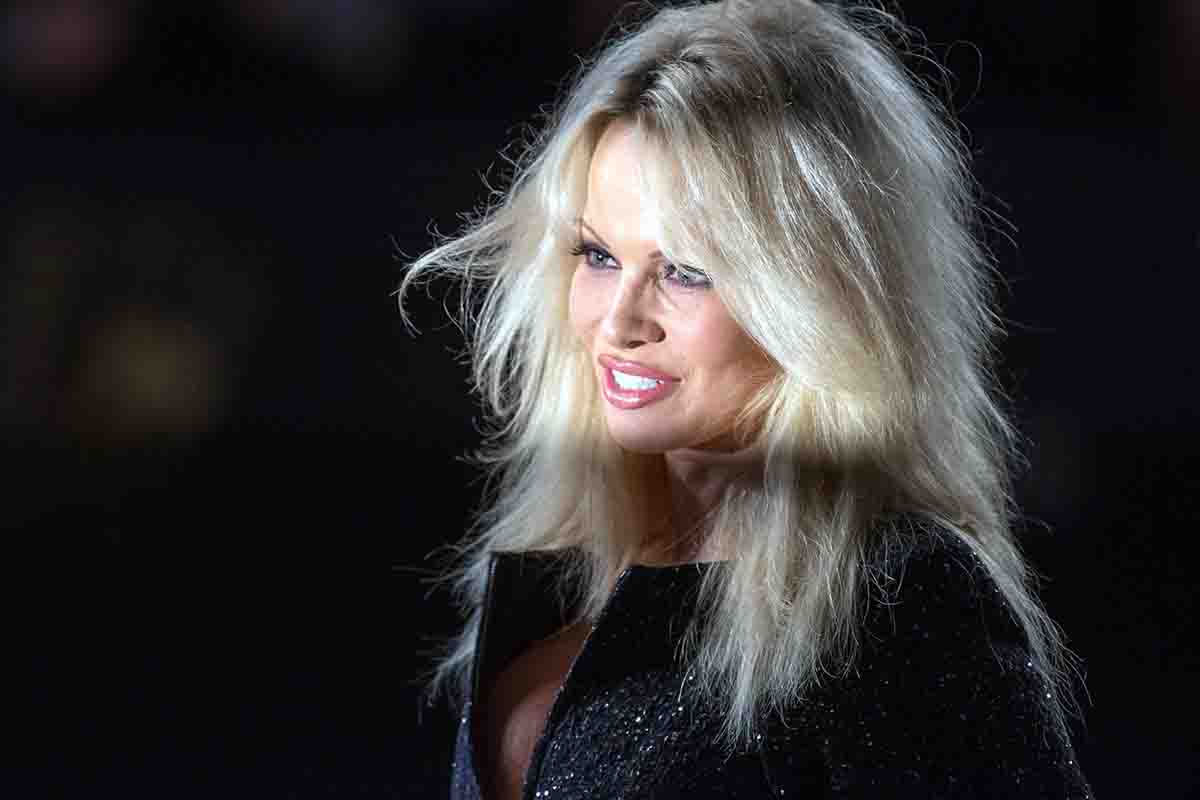 Pamela Anderson, sei matrimoni e altrettanti divorzi