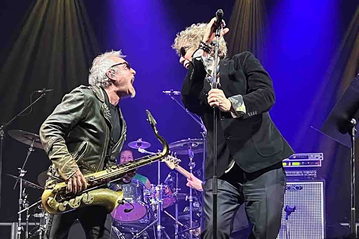 A sinistra Mars Williams nell'ultimo tour con gl Psychedelic Furs
