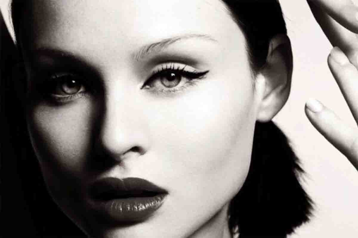 Una splendida foto artistica di Sophie Ellis Bextor